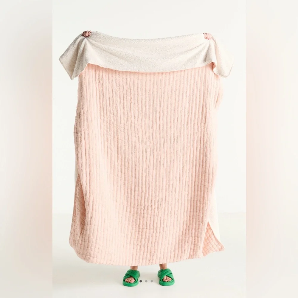 Anthropologie Mira Cotton Sherpa Fleece Reverse Woven Throw Blanket, NWT
